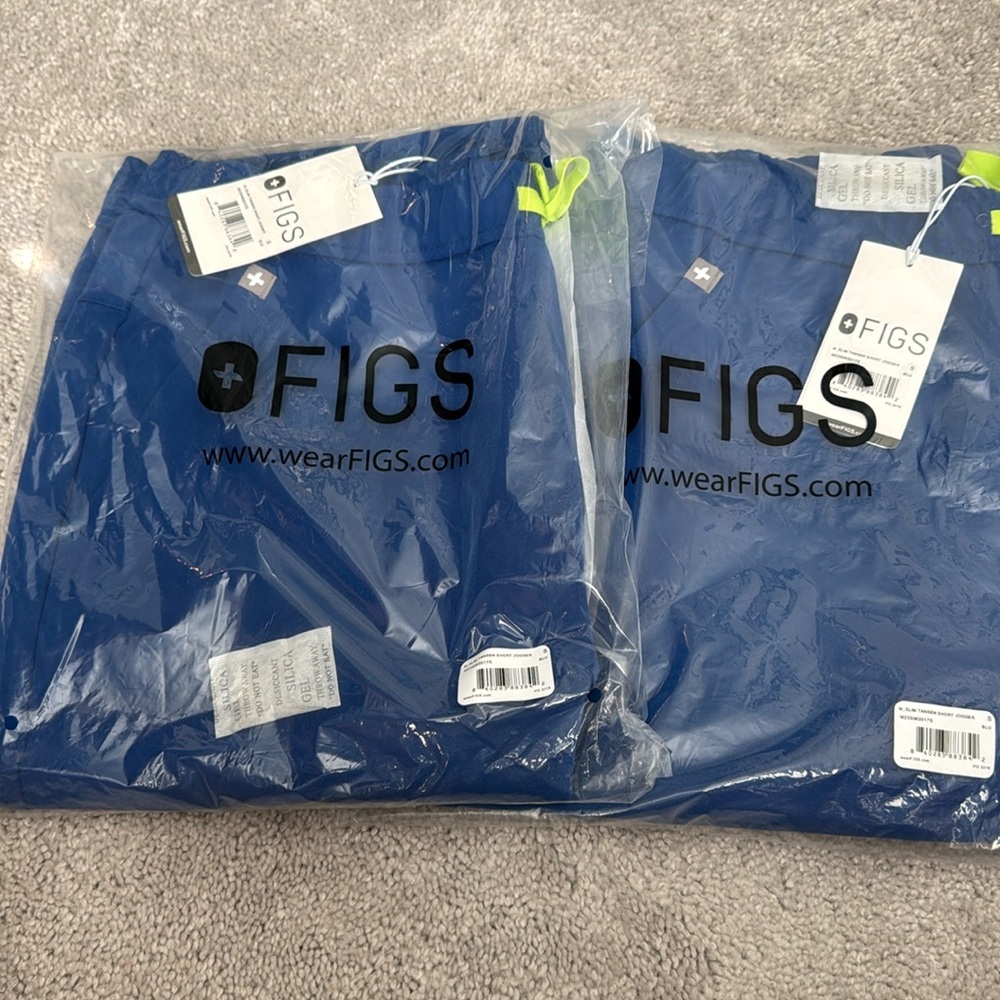 Figs mens slim tansen short joggers size small
